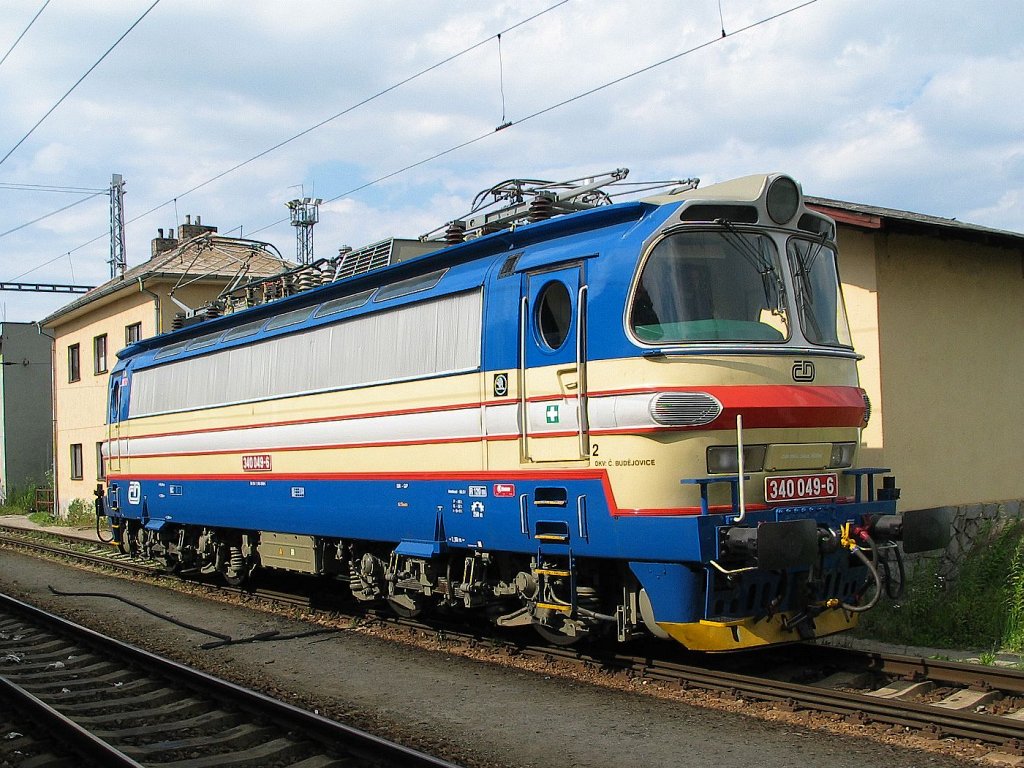 340-049b.jpg