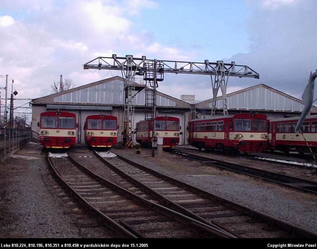 81022